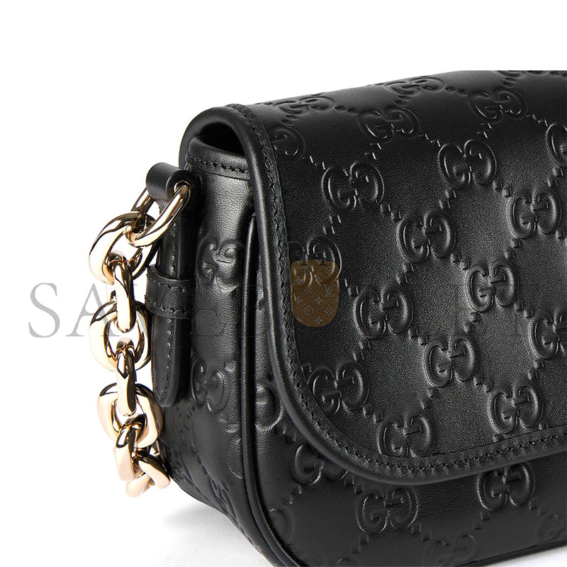 GUCCI GG EMBLEM SMALL SHOULDER BAG 847448 (20.5*13*7cm)